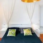 Διαμέρισμα Silvia's House
