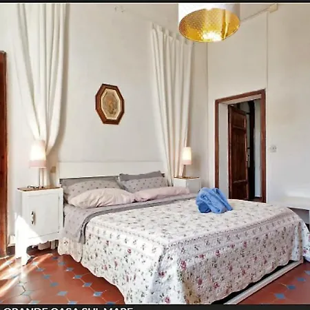 Silvia's House Apartment *
