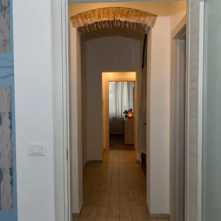 Silvia's House Apartment *